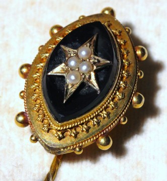 mourning tie pinIMG_1098