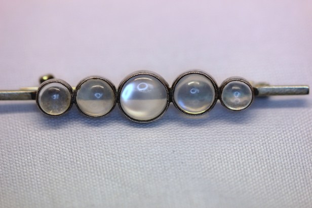 moonstone-broochimg_0359