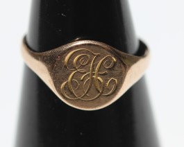 small-signet-img_2941-2