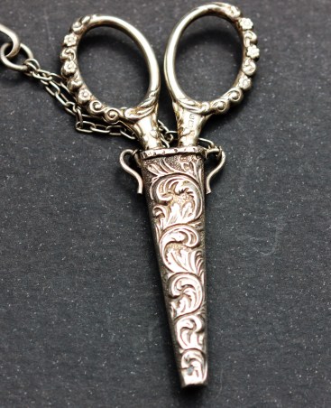 chatelaine-scissorsimg_3058