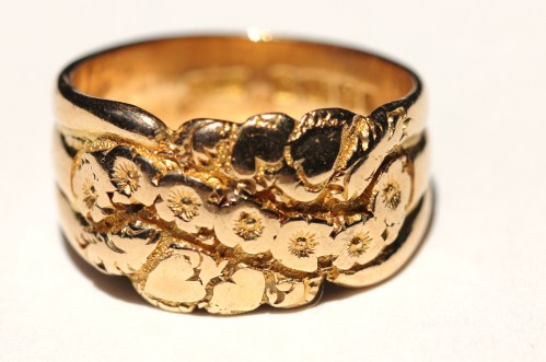 18ct floral ring 1IMG_1263