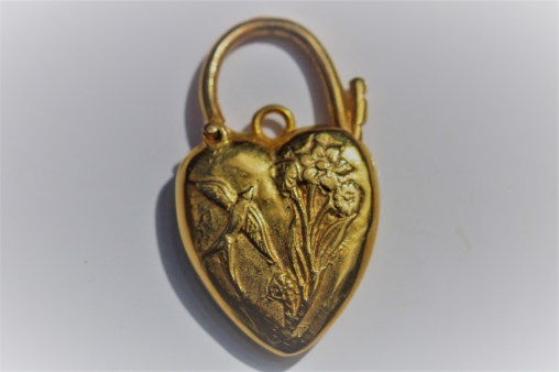 heart padlock1IMG_3716