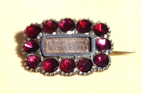 garnet pin 1IMG_1544