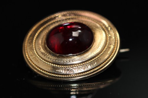 cabochon garnet broochIMG_4858