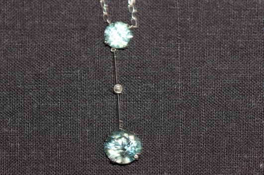 zircon pendantIMG_6545