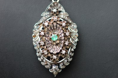 diamond emerald pendant 2IMG_7331