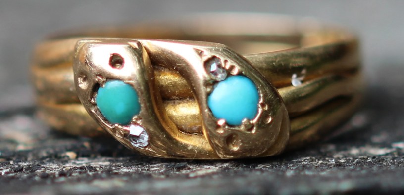 Victorian two-headed snake ring with turquoise creats