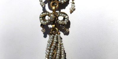 18th century Sicilian seed pearl and gold pendant