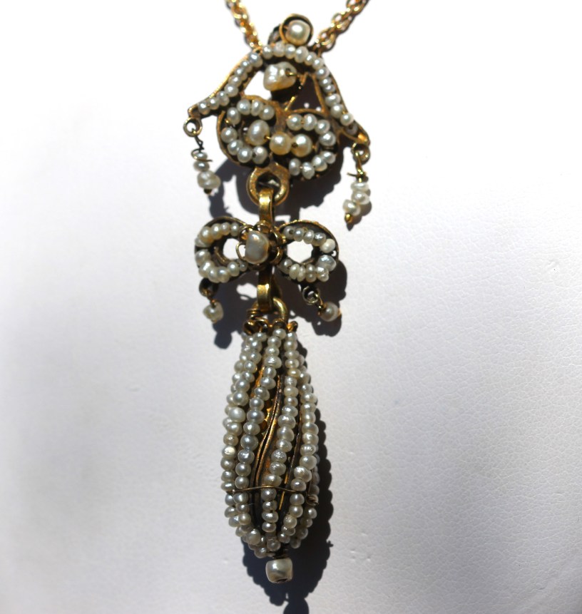 18th century Sicilian seed pearl and gold pendant